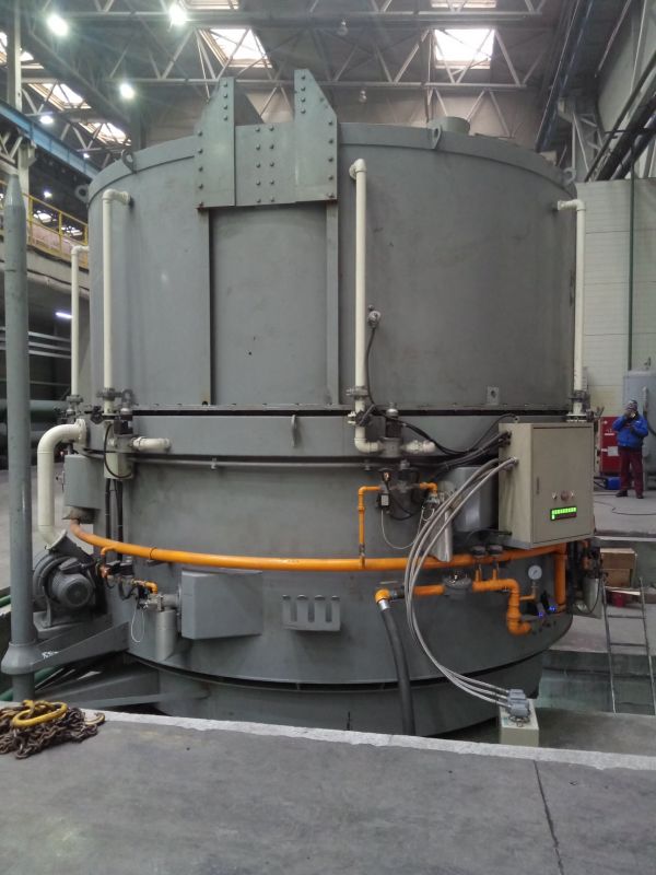 BELL TYPE ANNEALING FURNACE