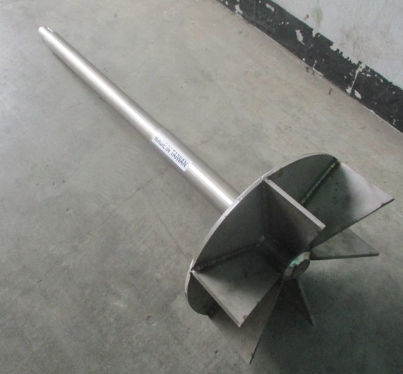 Agitator fan of heat treatment equipment